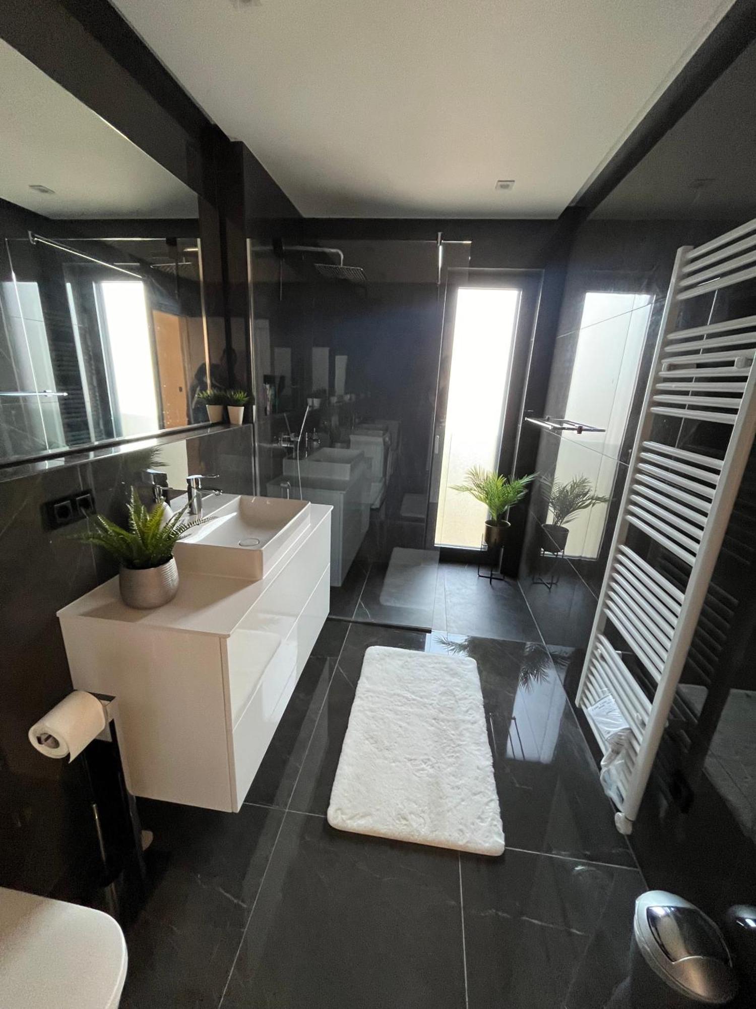 Sunhill Deluxe Maya Apartment Primosten